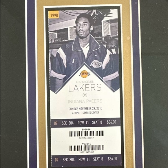 Kobe Bryant Signed Retirement Letter Envelope - Picture 4 of 8